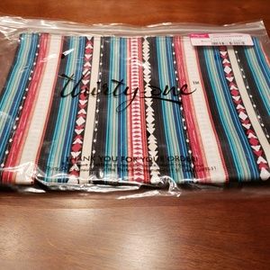 Thirty One Zipper Pouch